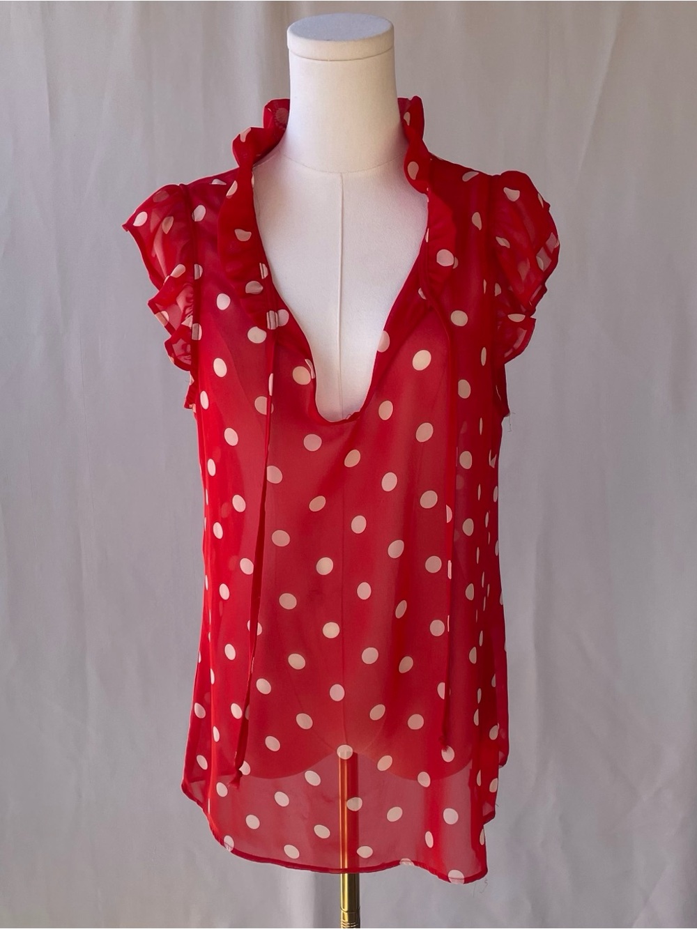 Bobeau Red Polka Dot Ruffle Blouse Medium Sheer Tie Neck Top USA - Picture 5 of 10